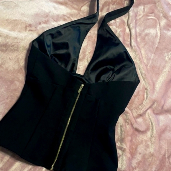 Halter top - Picture 2 of 4